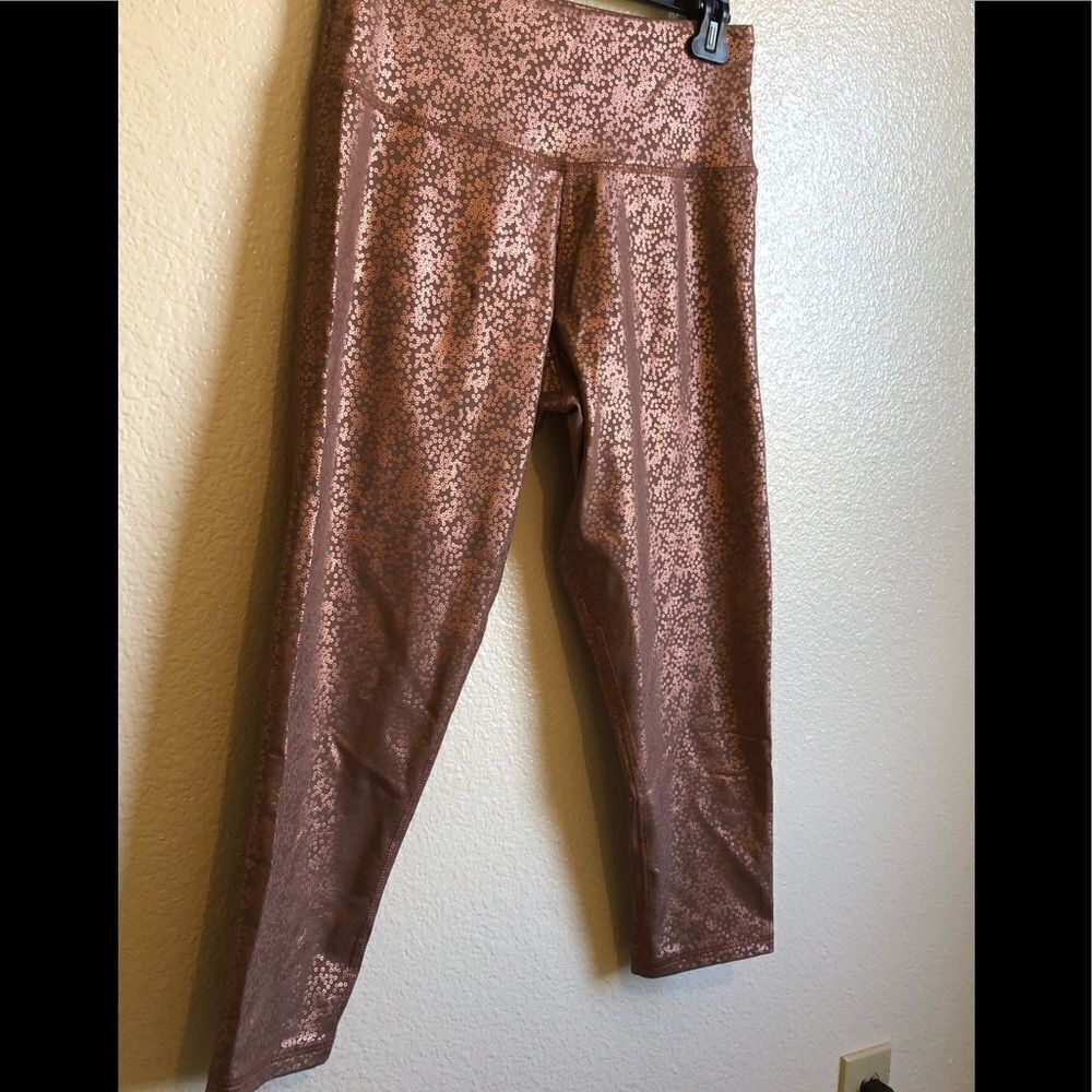 Lola Getts Women’s Bottoms Capris In Rosegold With Circles Small EUC